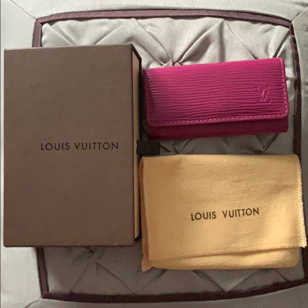 Fuchsia Epi Leather Louis Vuitton 4 Key Holder